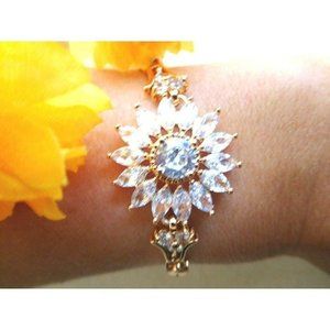 Sunflower Daisy Flower Bracelet Women Girls  Rose Gold Tone US Seller NEW Love